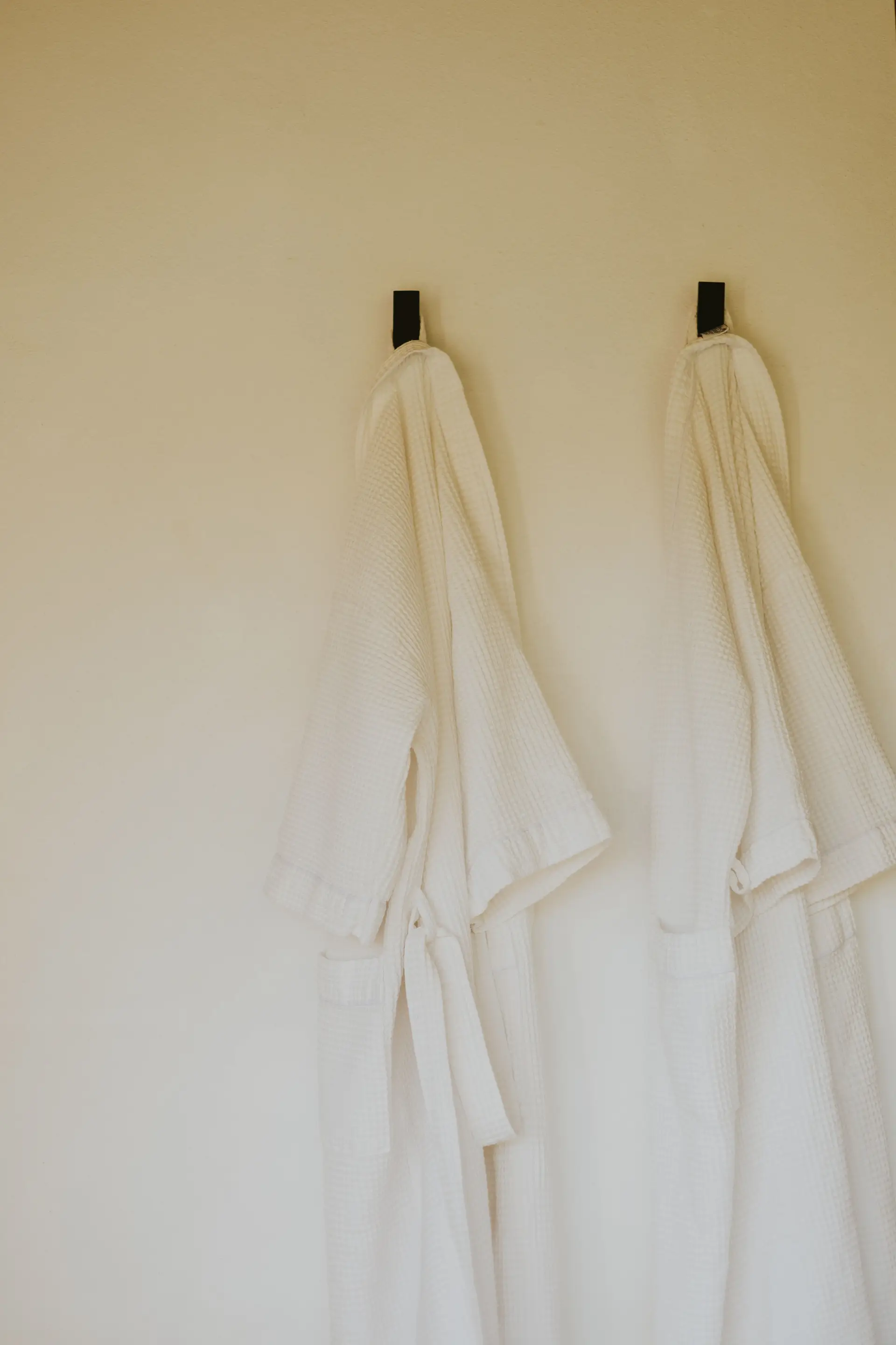 Textildetaljer i hotellrum